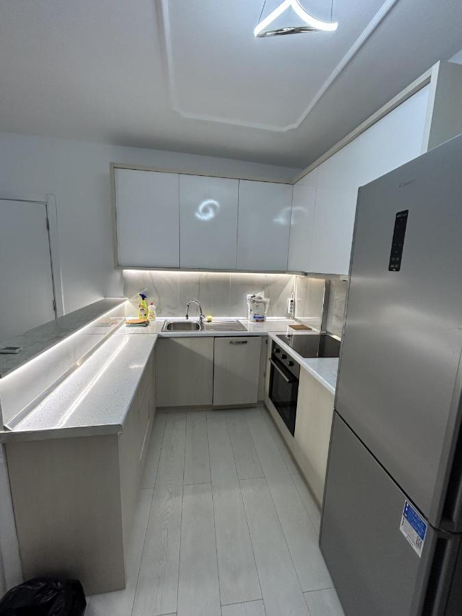 Center, Selvia White Apartment Tirana Eksteriør billede