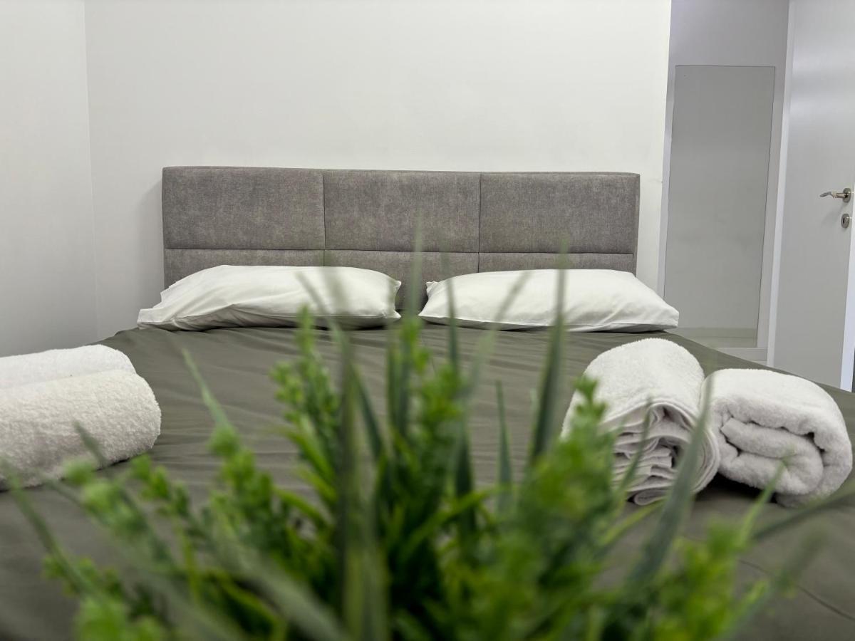 Center, Selvia White Apartment Tirana Eksteriør billede